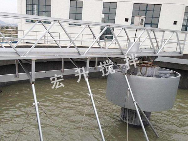 半橋式周邊傳動(dòng)刮泥機(jī)